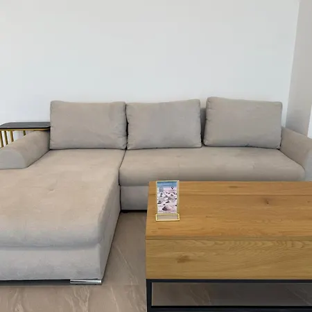 2 Mamaia Nord Elimar アパート ナボダリ